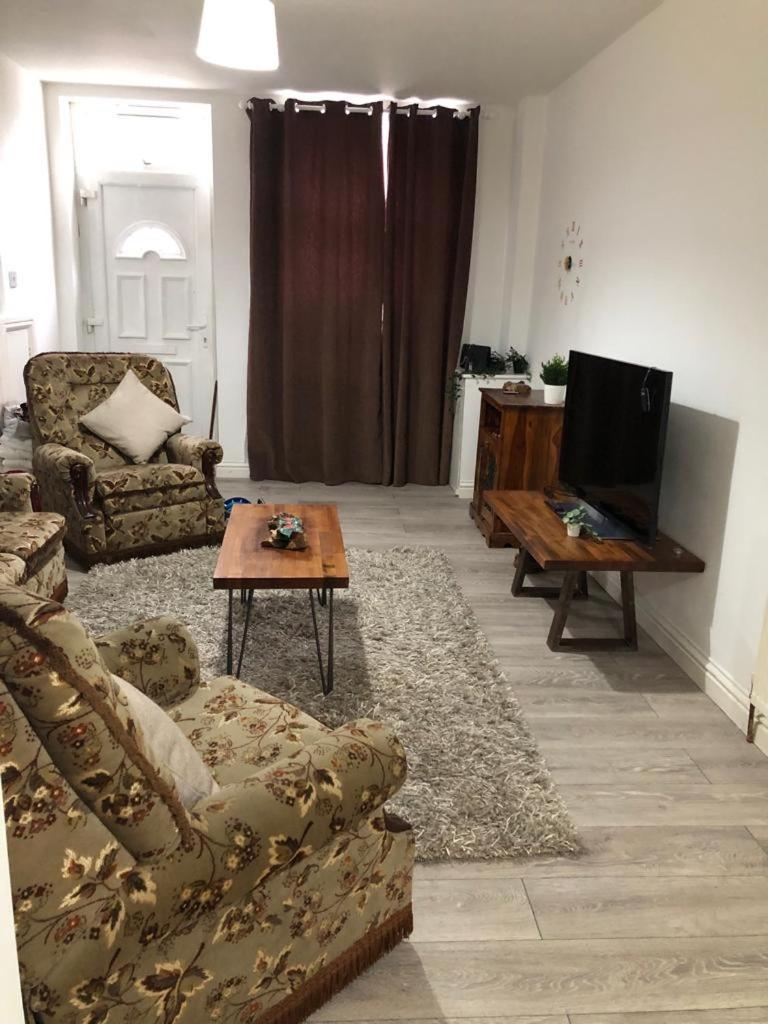 Bed and Breakfast Alpha House Лондон Экстерьер фото