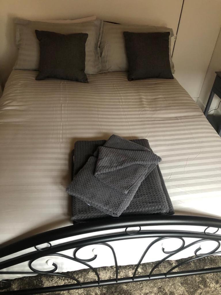Bed and Breakfast Alpha House Лондон Экстерьер фото